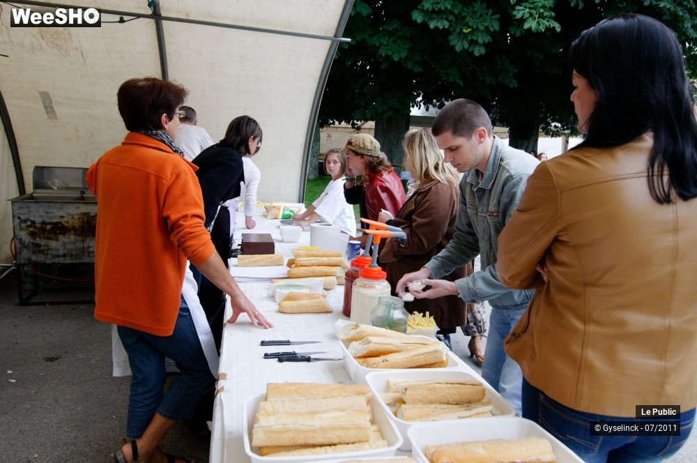 14/21 photos du spectacle Festival des Illuminés Ambiance