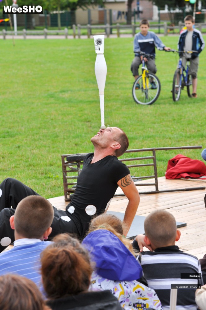 6/36 photos du spectacle Slam et des balles 