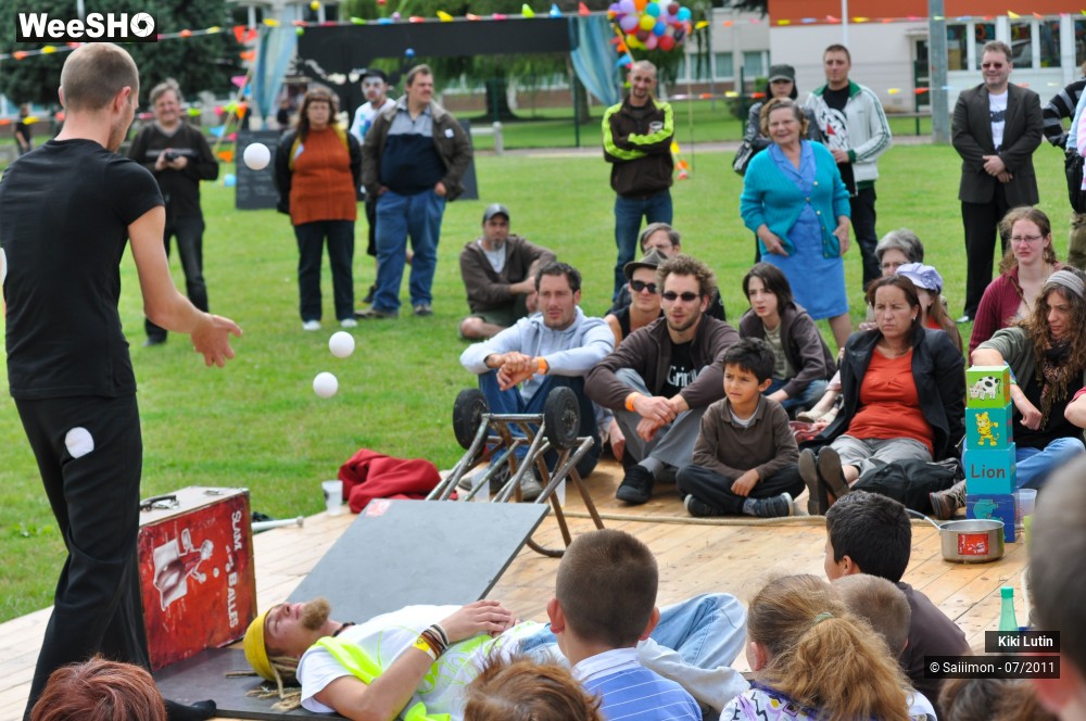 28/36 photos du spectacle Slam et des balles 