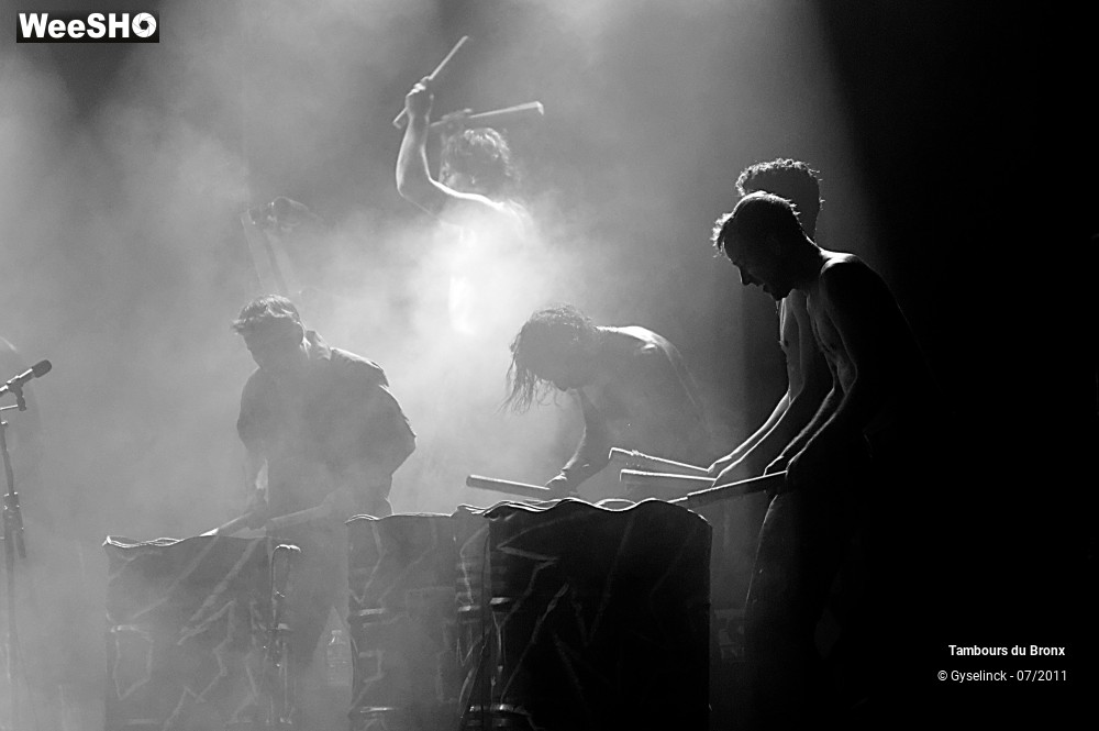 1/45 photos du spectacle Les Tambours du Bronx