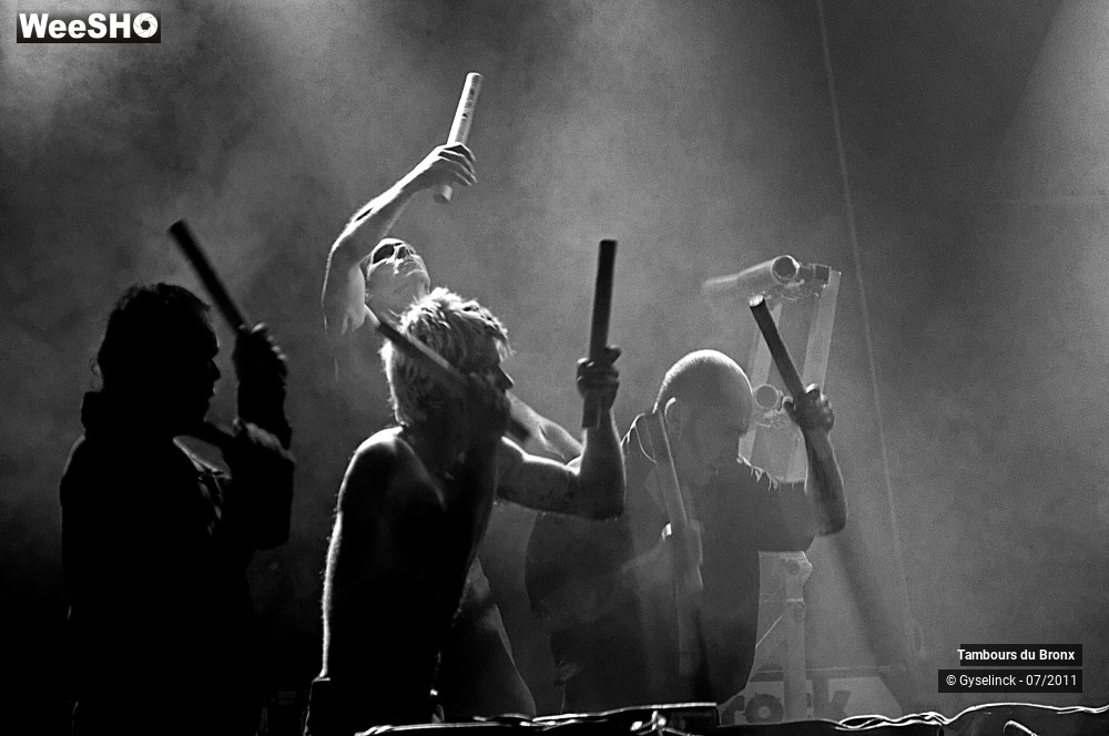 7/45 photos du spectacle Les Tambours du Bronx