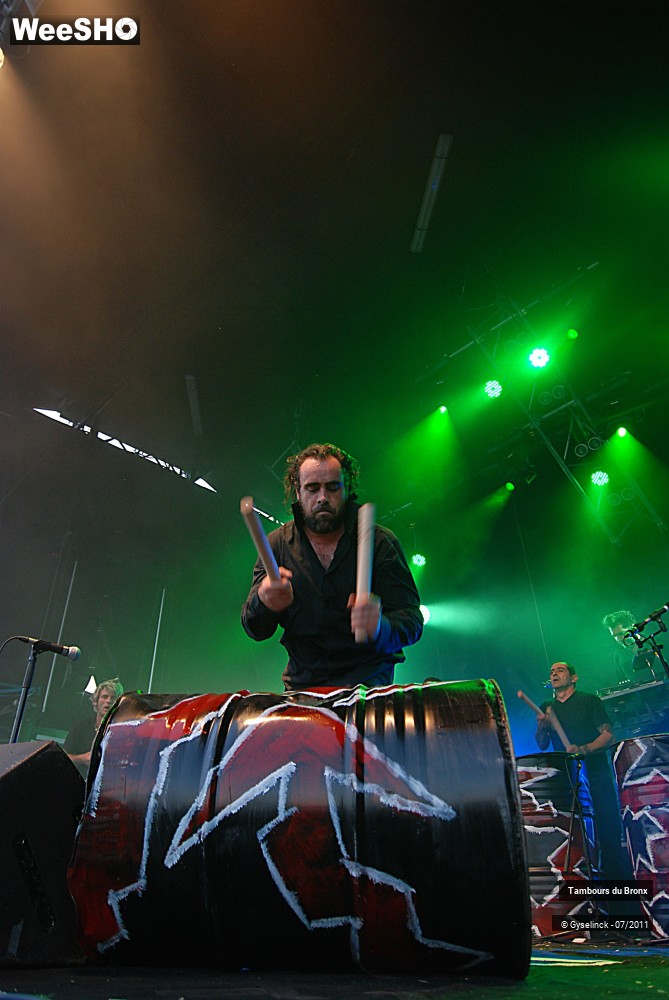 13/45 photos du spectacle Les Tambours du Bronx