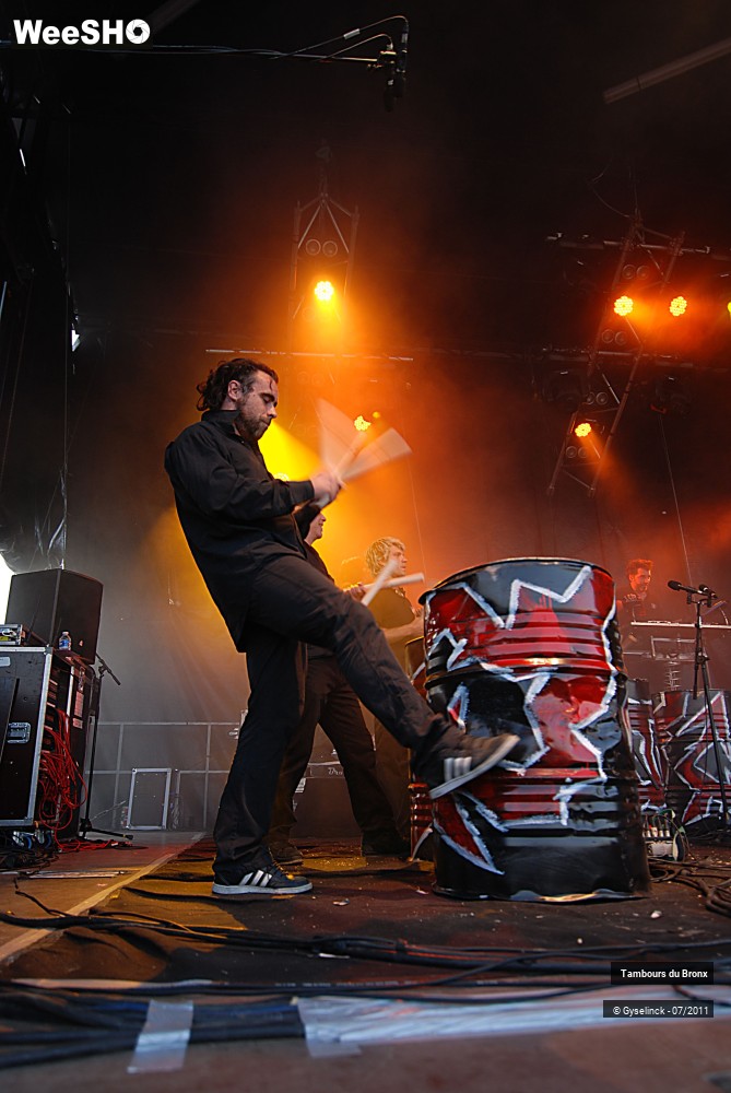 26/45 photos du spectacle Les Tambours du Bronx