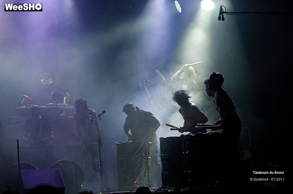37/45 photos du spectacle Les Tambours du Bronx