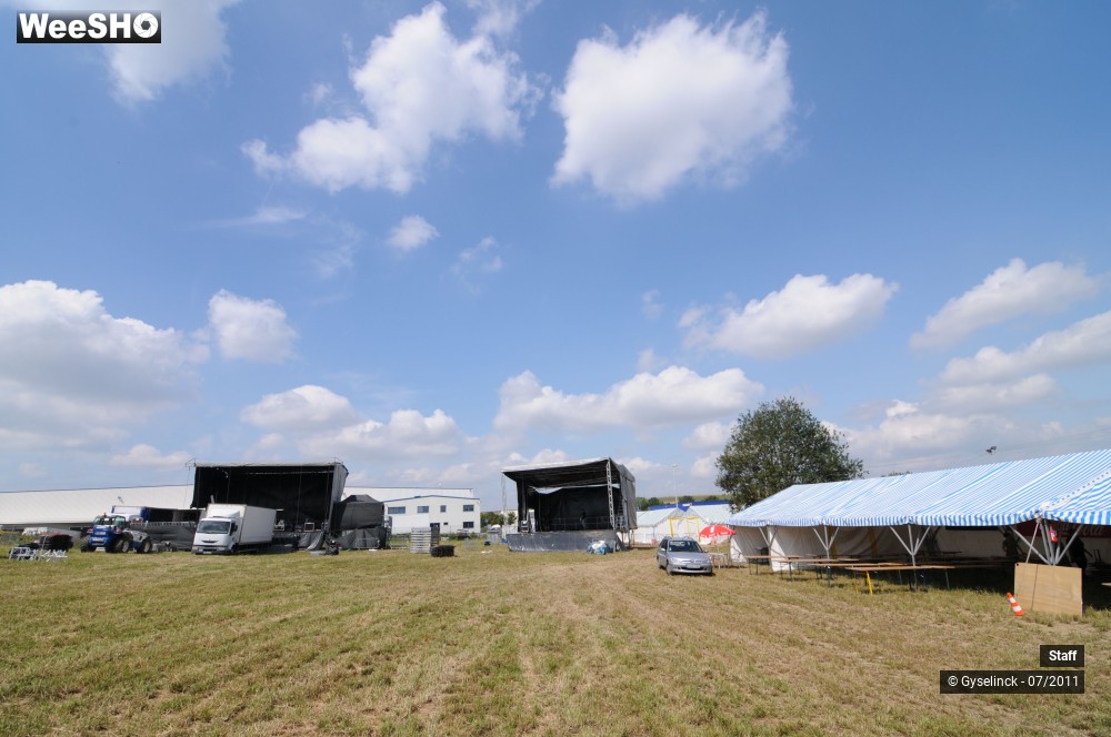 2/38 photos du spectacle Rock en Stock 2011 Installation