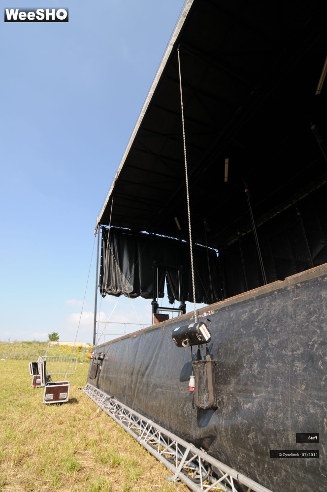 8/38 photos du spectacle Rock en Stock 2011 Installation