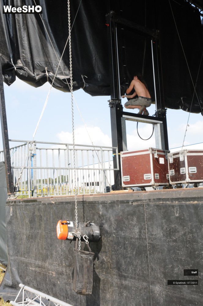 17/38 photos du spectacle Rock en Stock 2011 Installation