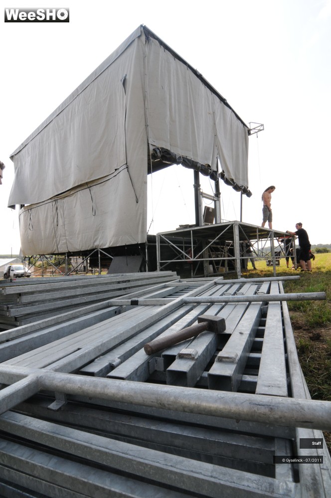 18/38 photos du spectacle Rock en Stock 2011 Installation