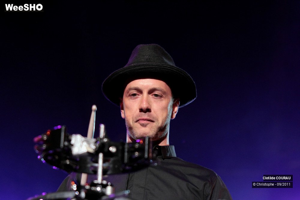 3/6 photos du spectacle Clotilde COURAU