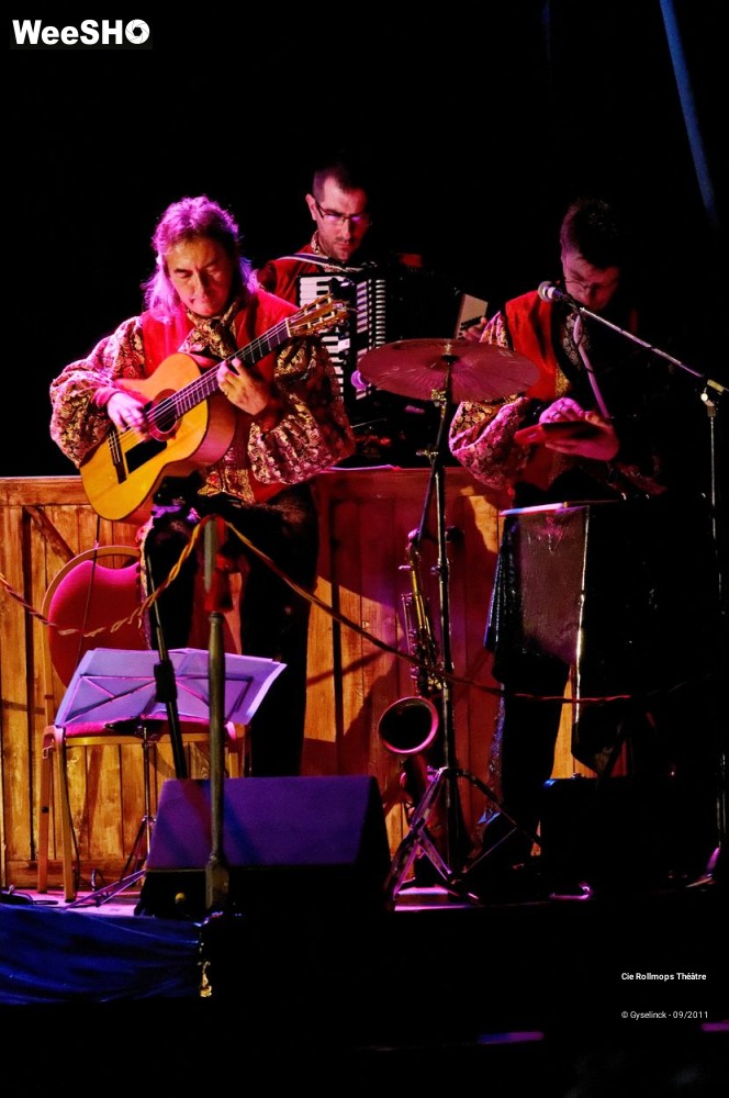 6/34 photos du spectacle Le Cabaret des Pôv' Gars