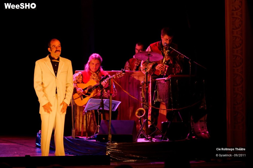 10/34 photos du spectacle Le Cabaret des Pôv' Gars