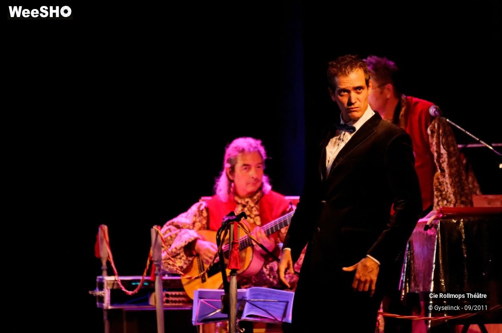 17/34 photos du spectacle Le Cabaret des Pôv' Gars