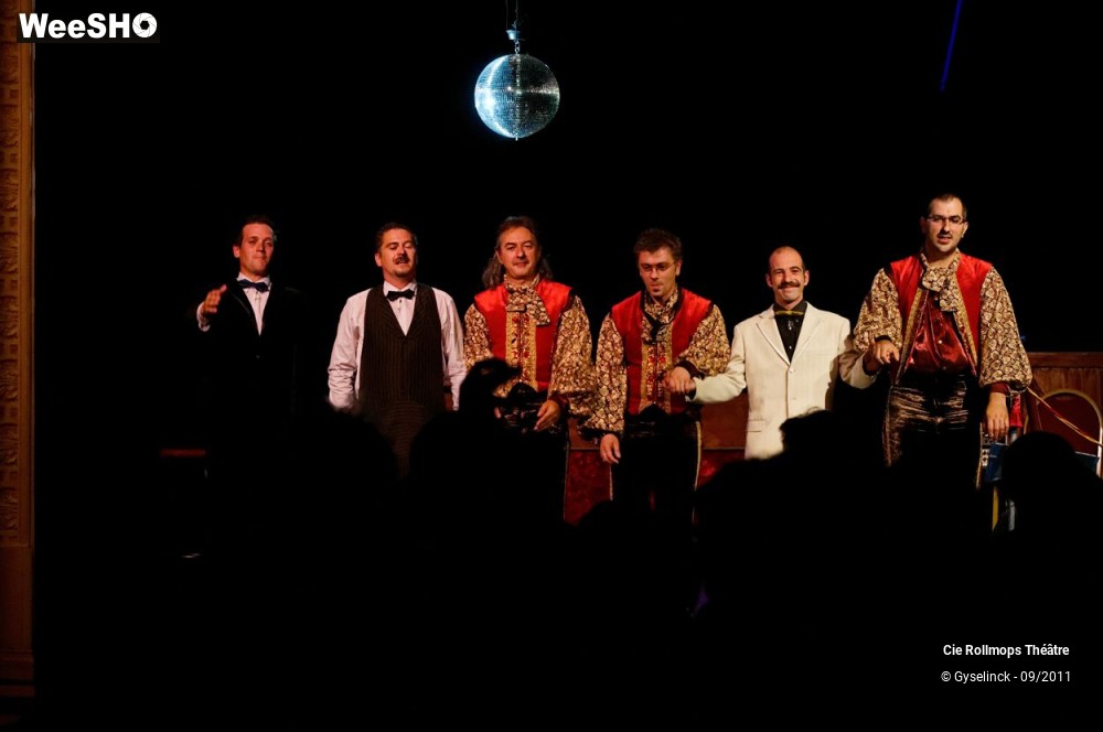 18/34 photos du spectacle Le Cabaret des Pôv' Gars