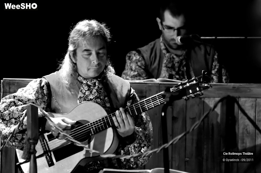 34/34 photos du spectacle Le Cabaret des Pôv' Gars