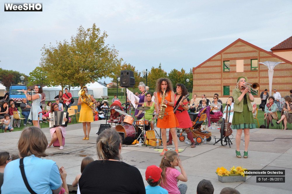 2/47 photos du spectacle Mademoiselle Orchestra