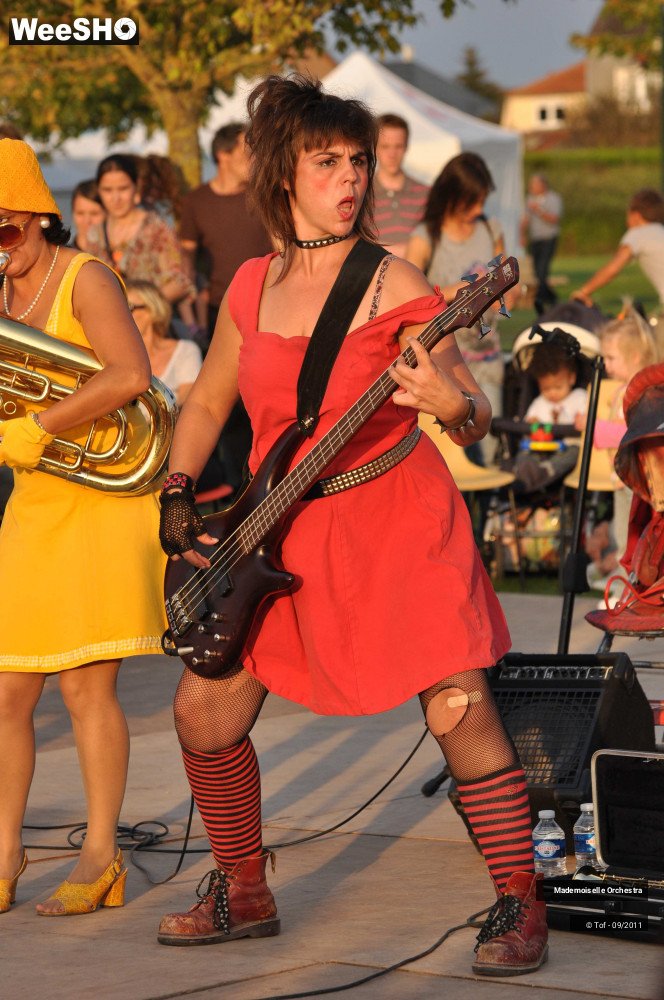 46/47 photos du spectacle Mademoiselle Orchestra