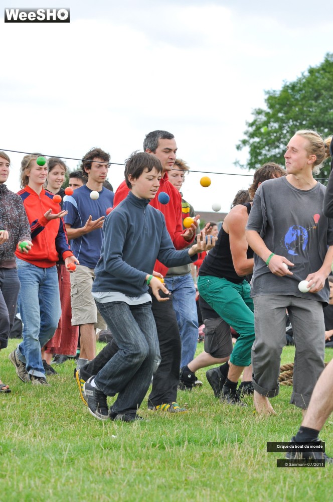 2/38 photos du spectacle Les jeux de la jongle