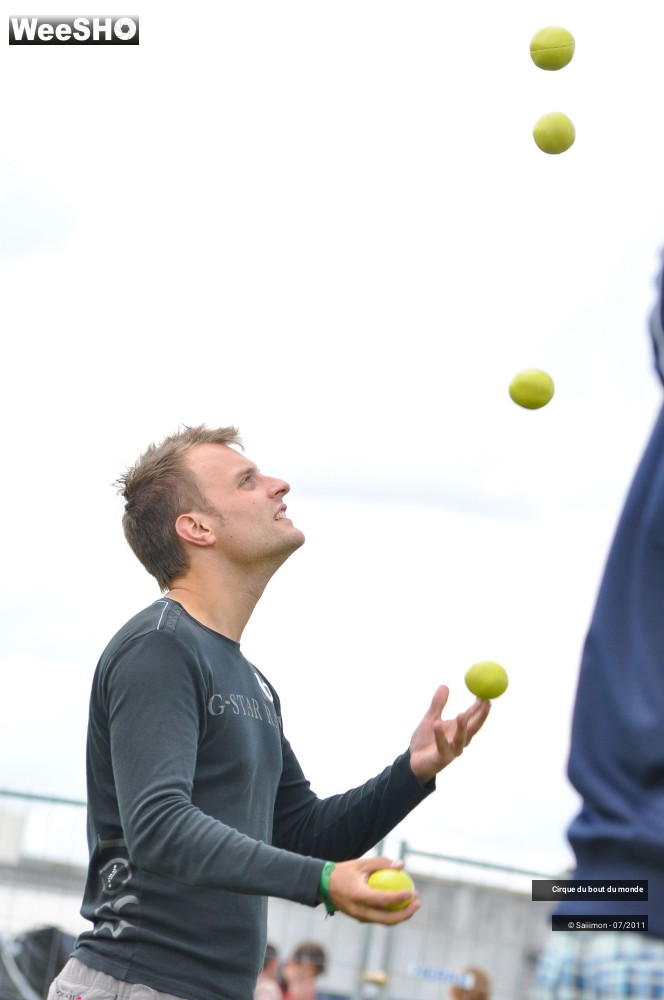 7/38 photos du spectacle Les jeux de la jongle