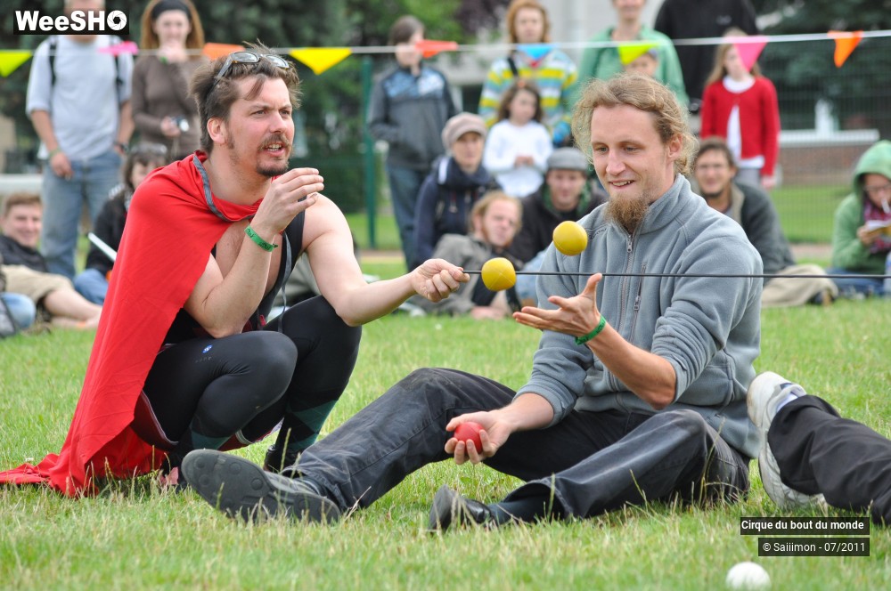 30/38 photos du spectacle Les jeux de la jongle
