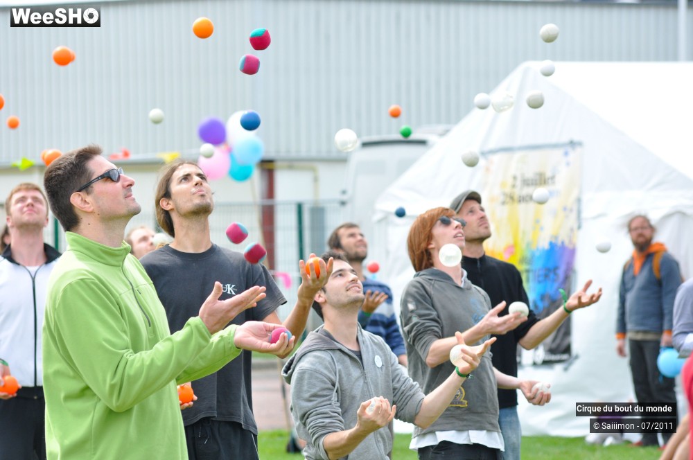 31/38 photos du spectacle Les jeux de la jongle