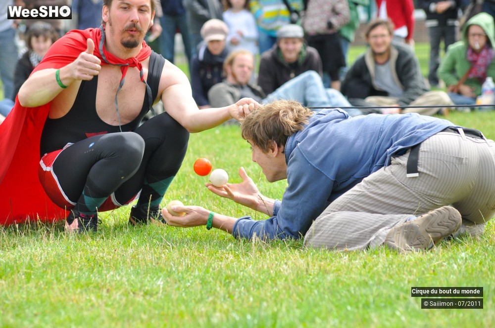 32/38 photos du spectacle Les jeux de la jongle