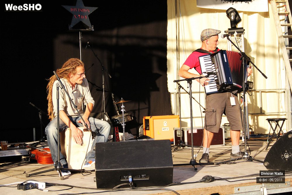 9/29 photos du spectacle Division Nada