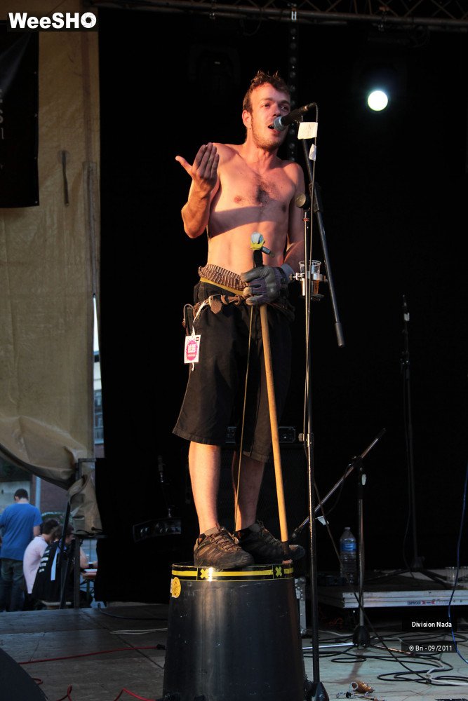 17/29 photos du spectacle Division Nada