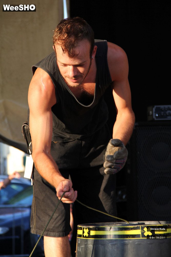 19/29 photos du spectacle Division Nada