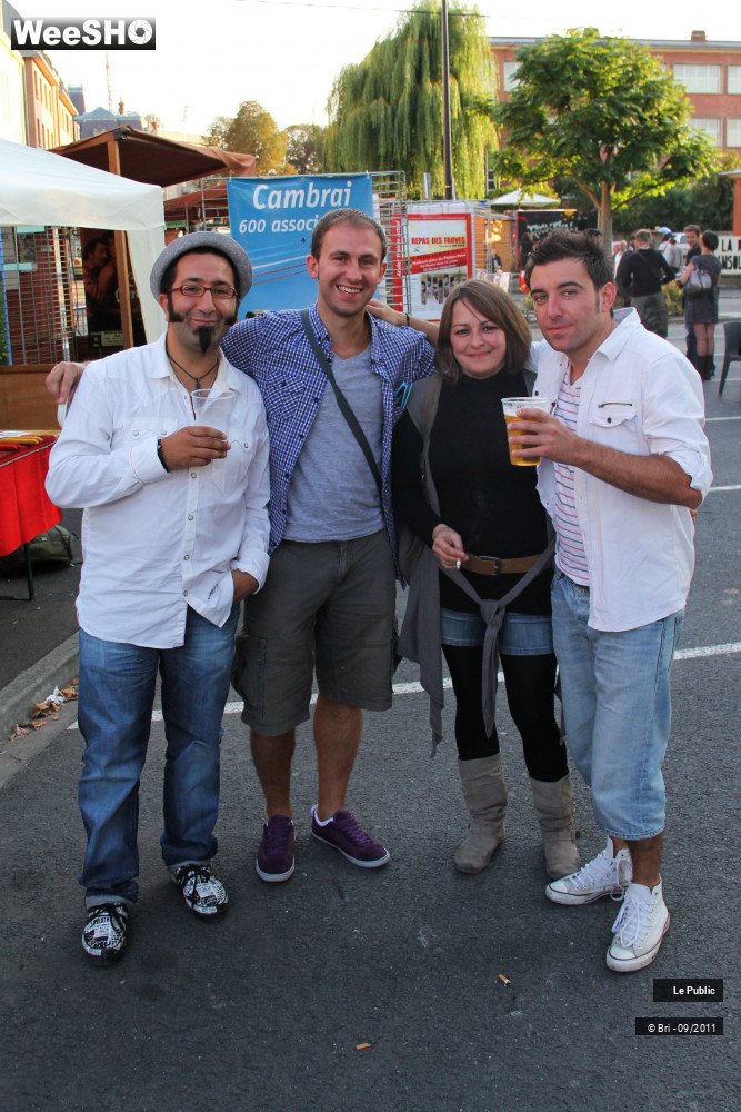16/31 photos du spectacle La rue est vers Cambrai Ambiance