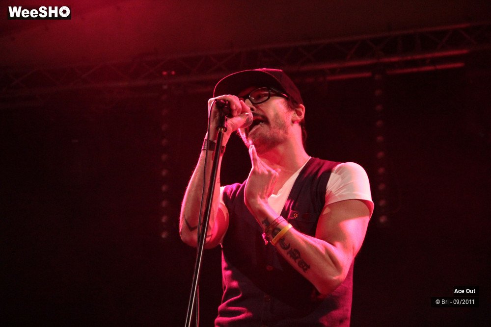 15/45 photos du spectacle Ace Out