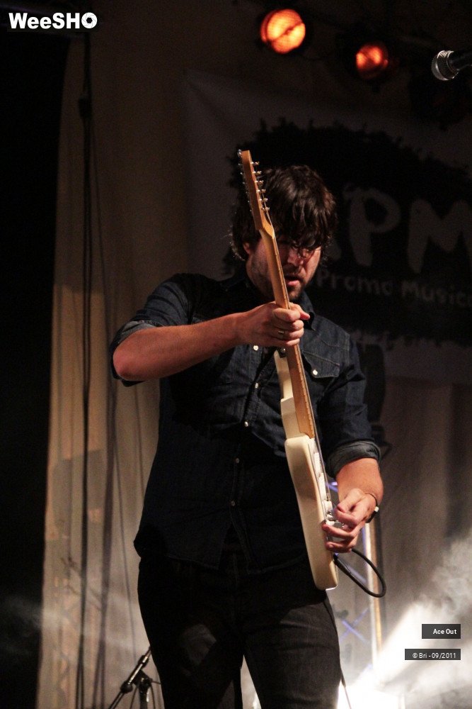 24/45 photos du spectacle Ace Out