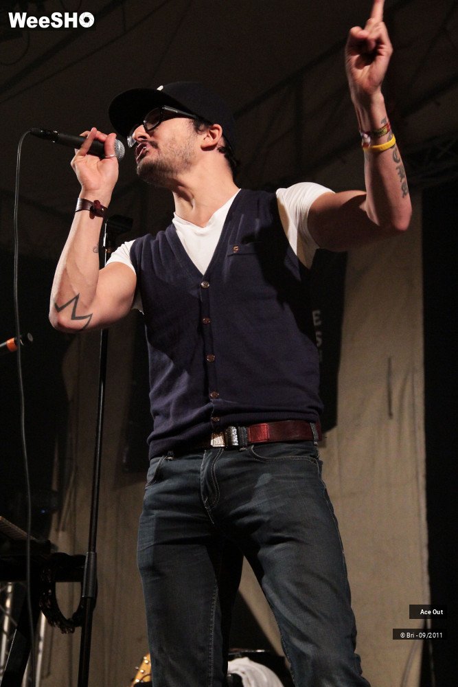 36/45 photos du spectacle Ace Out