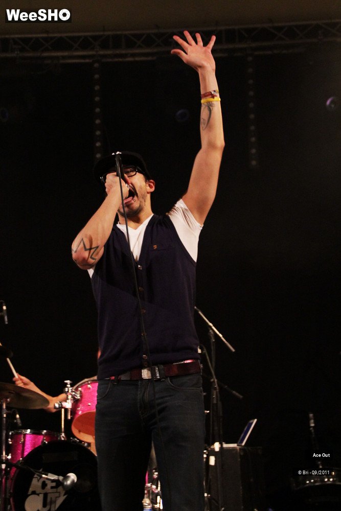 38/45 photos du spectacle Ace Out