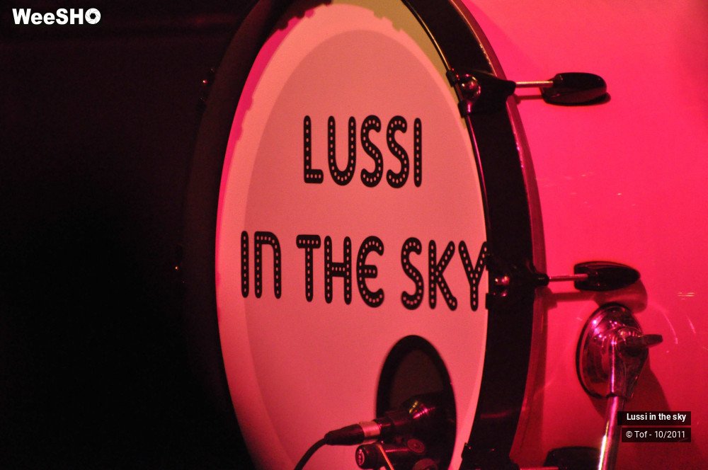 4/38 photos du spectacle Lussi in the sky