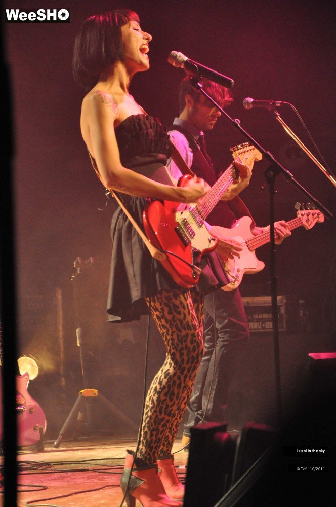 32/38 photos du spectacle Lussi in the sky