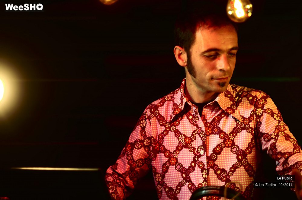 8/13 photos du spectacle I'm From Barcelona Ambiance