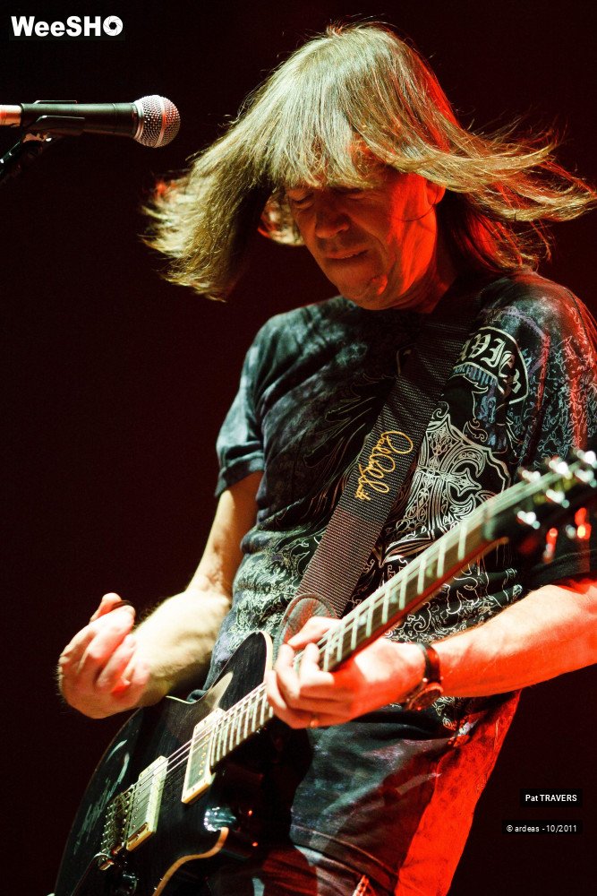 23/47 photos du spectacle Pat TRAVERS Band