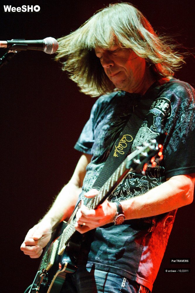 38/47 photos du spectacle Pat TRAVERS Band