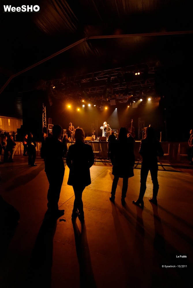 3/24 photos du spectacle Poulpaphone 2011 Ambiance J2