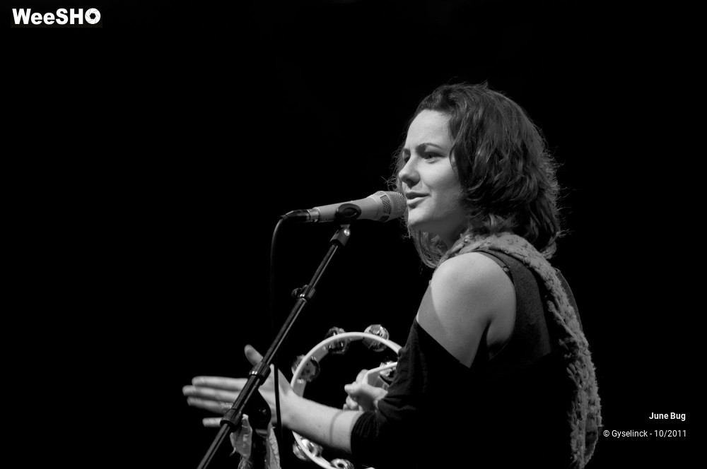 31/33 photos du spectacle June Bug