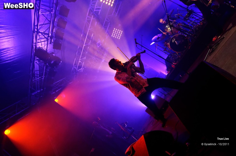 21/24 photos du spectacle True Live