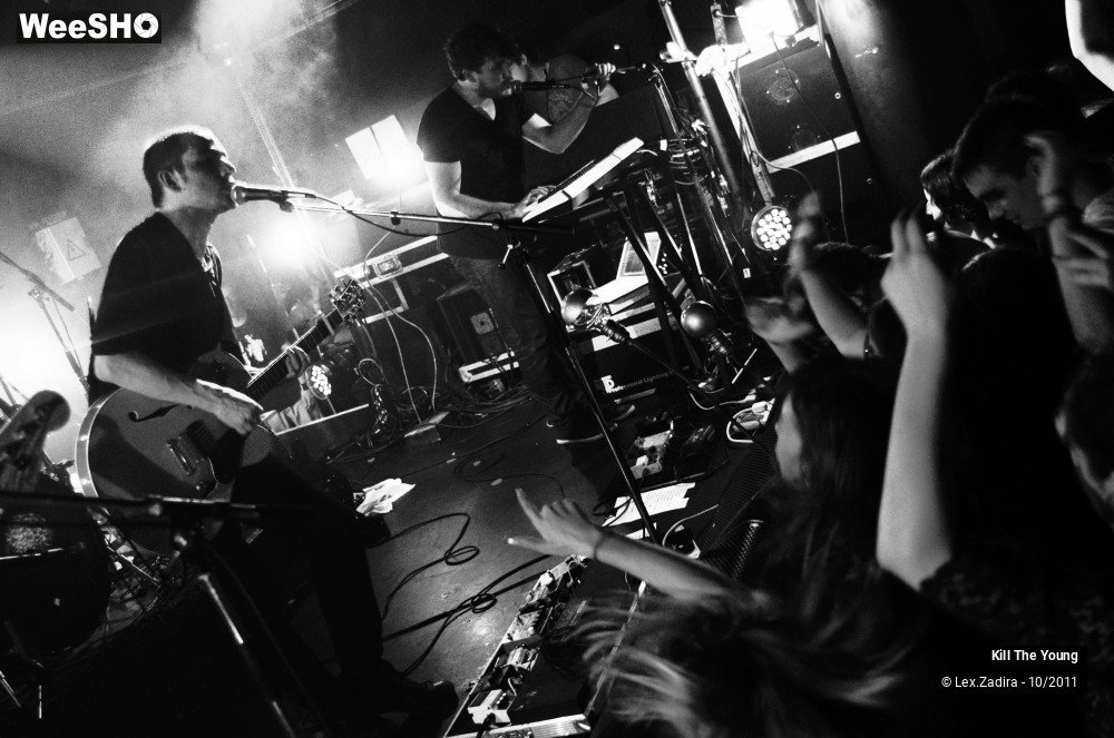 16/29 photos du spectacle Kill The Young