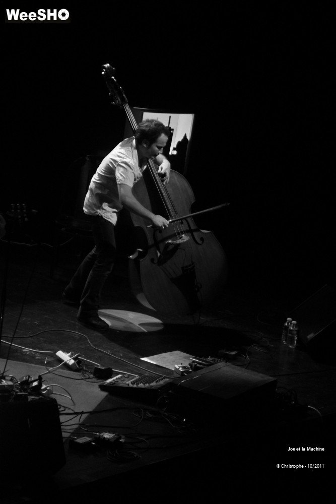 44/50 photos du spectacle Joe et la Machine