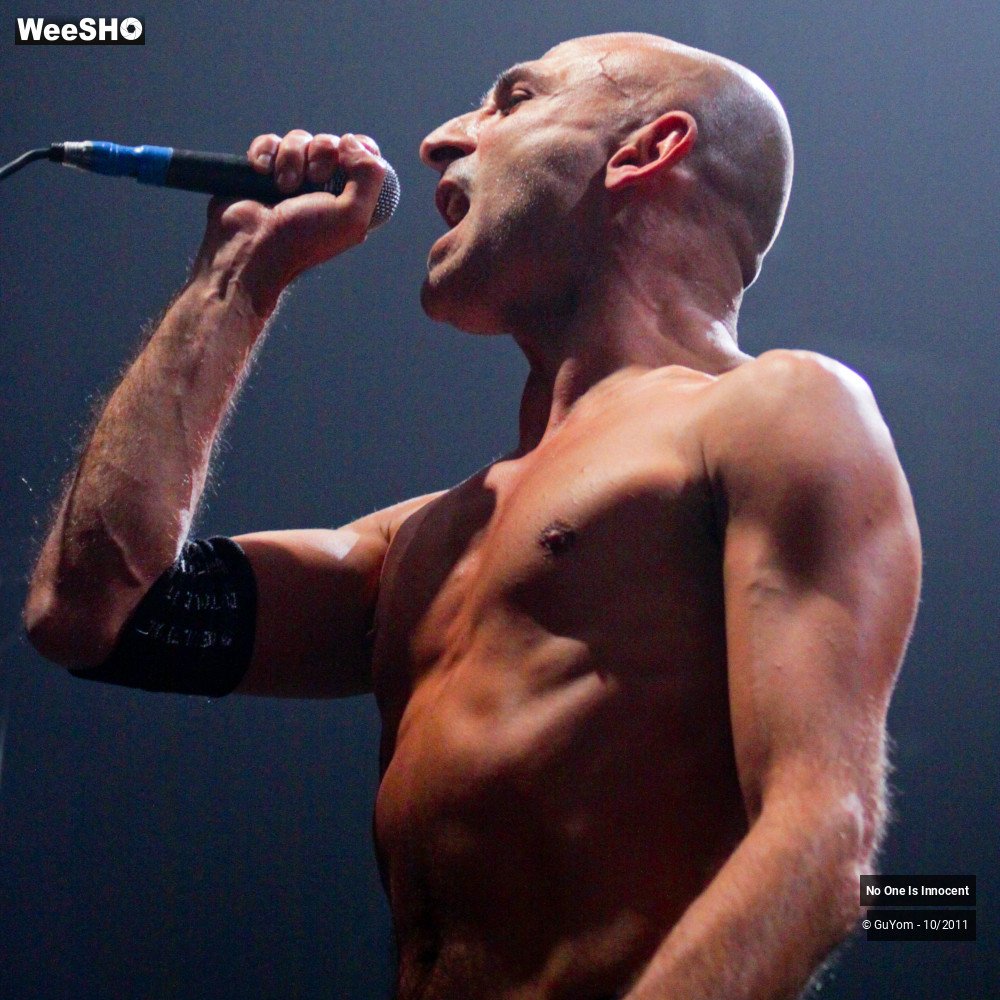 7/50 photos du spectacle No One Is Innocent