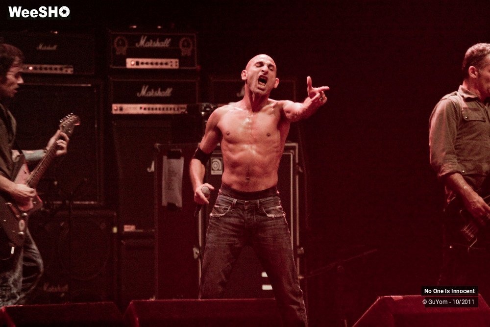 10/50 photos du spectacle No One Is Innocent