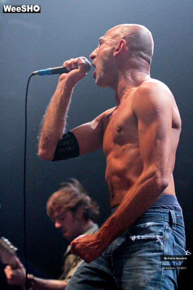 30/50 photos du spectacle No One Is Innocent