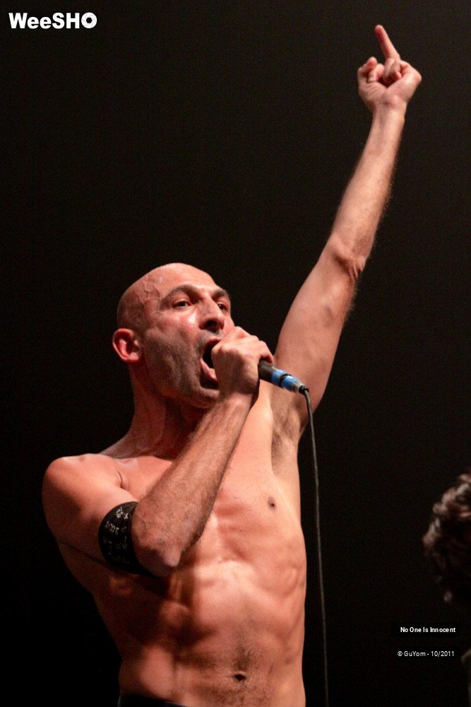 35/50 photos du spectacle No One Is Innocent