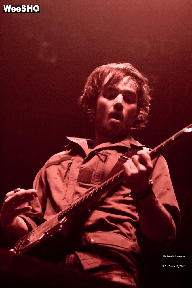 37/50 photos du spectacle No One Is Innocent