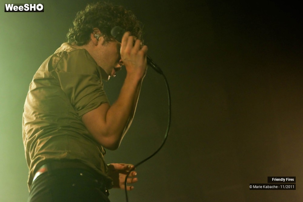 26/32 photos du spectacle Friendly Fires