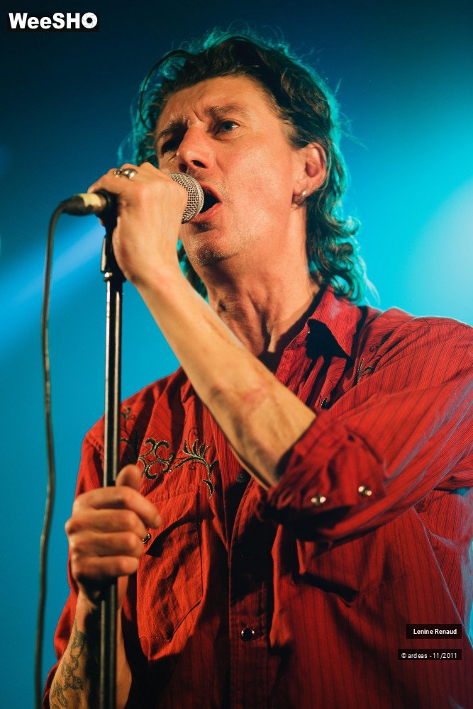 27/30 photos du spectacle Lenine Renaud